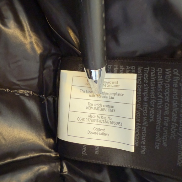 Mackage Metallic Gold Down Puffer Vest Lightweight Luxury Outerwear Small - Picture 10 of 13